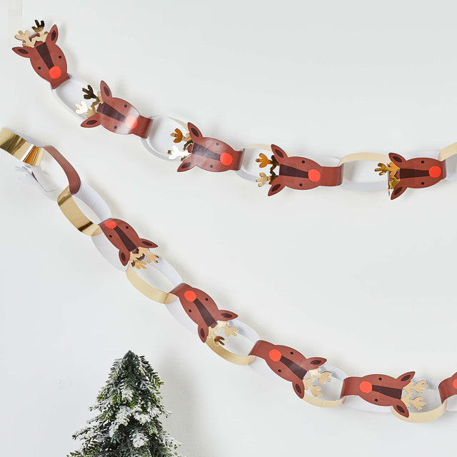 DIY Reindeer Paper Chain Garland