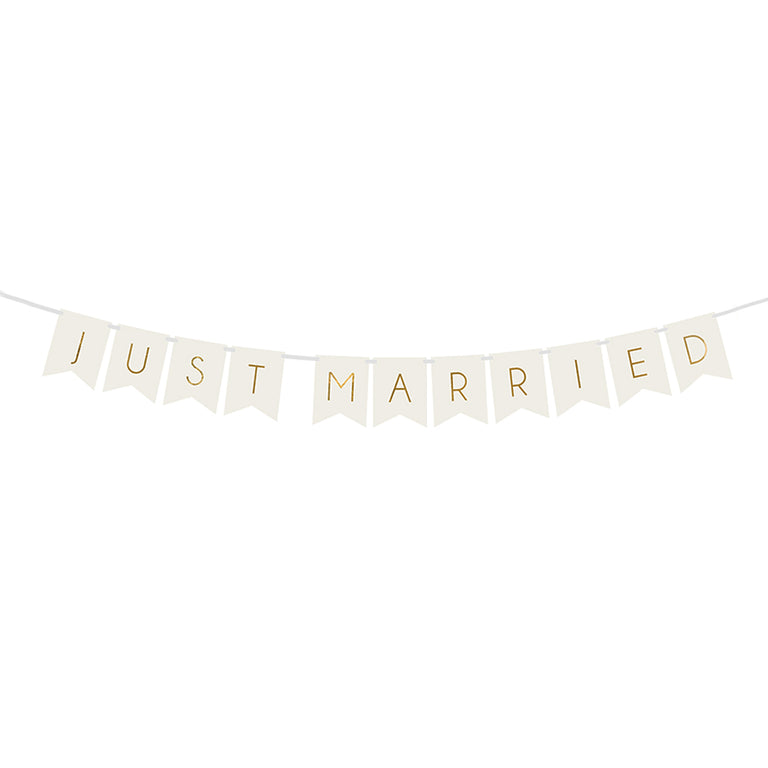 White Just Married Garland With Gold Foiled Lettering