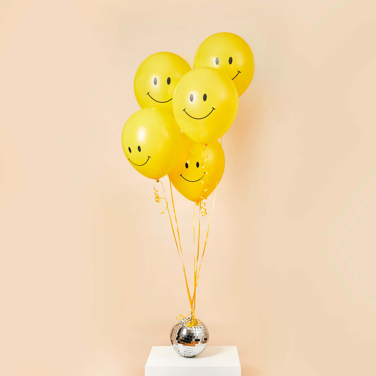 Smiley Face Yellow Latex  Balloons - Set of 5