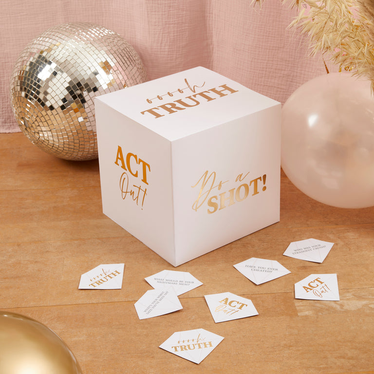 Large Dice Hen Party Game