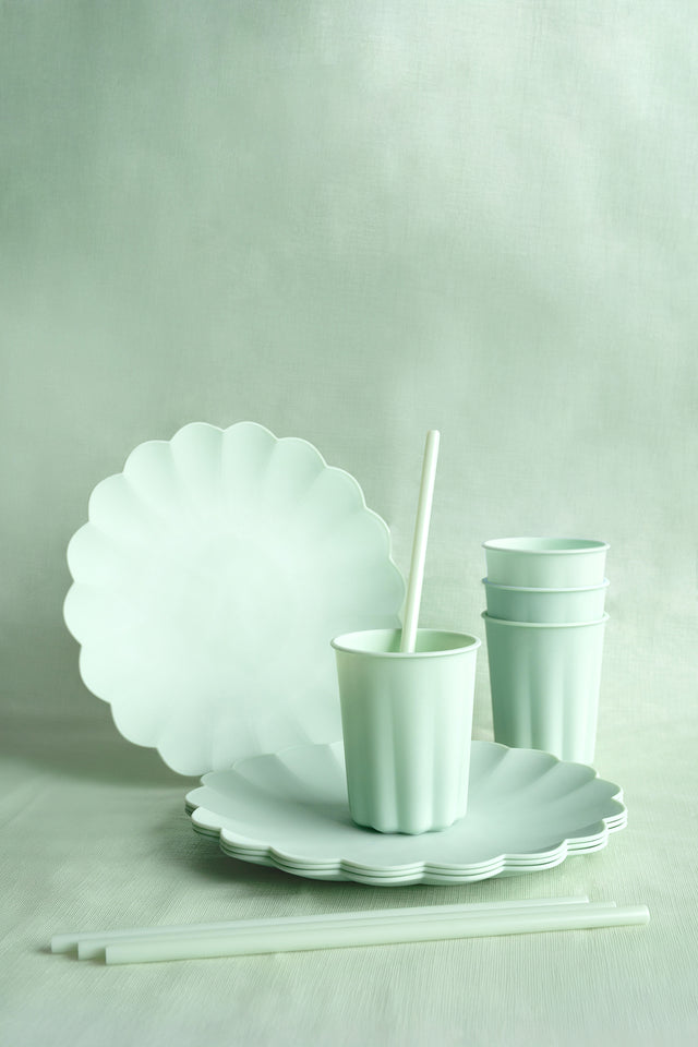 Sage Scalloped Plastic Cups