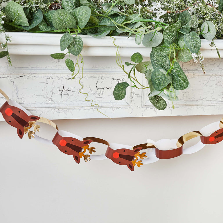 DIY Reindeer Paper Chain Garland